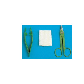 SET PER RIMOZIONE SUTURE CONFEZIONATO IN BLISTER RIGIDO, CONTENENTE FORBICE, PINZA E GARZA